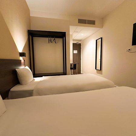 Hotelux Amsterdam Airport Hotel Hoofddorp Exteriör bild