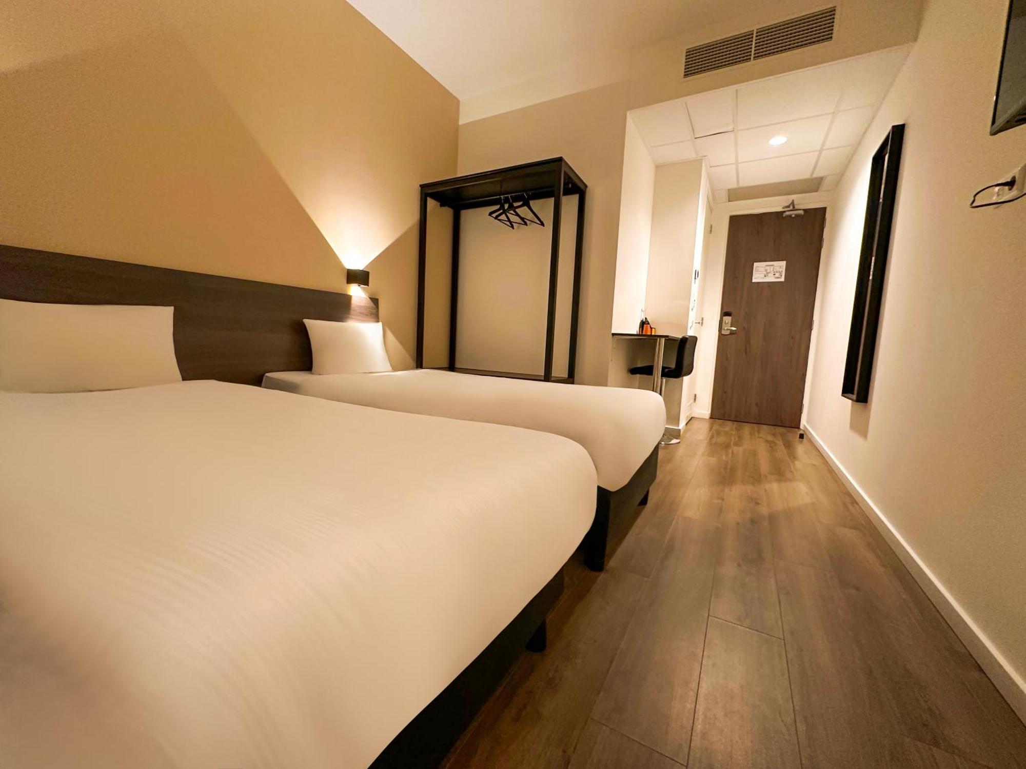 Hotelux Amsterdam Airport Hotel Hoofddorp Exteriör bild